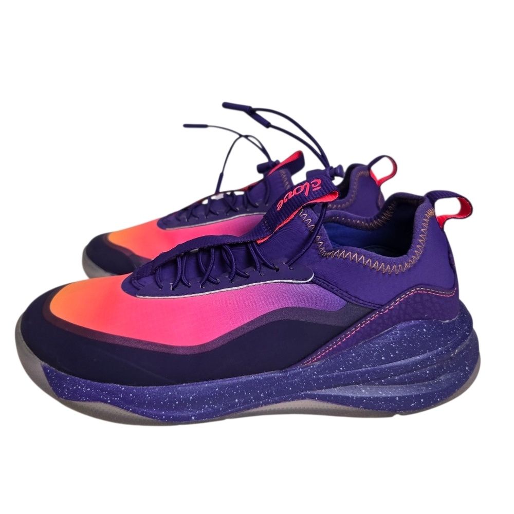 Clove Women Size 7 Aeros Desert Violet Purple Nursing Sneakers Comfort